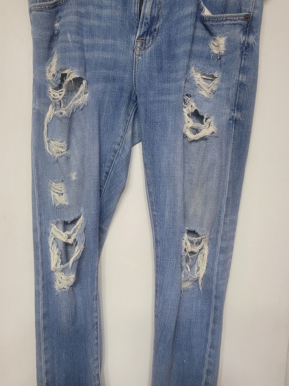 Lucky Brand Women's Light Blue Distressed Skinny Jeans